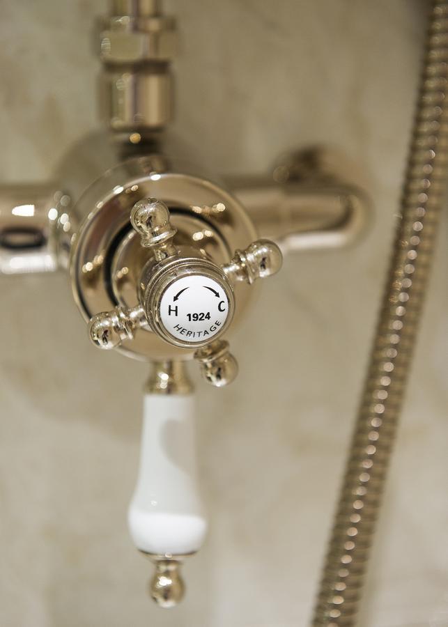 The George Street Hotel Oxford Exterior foto Heritage bathroom fittings